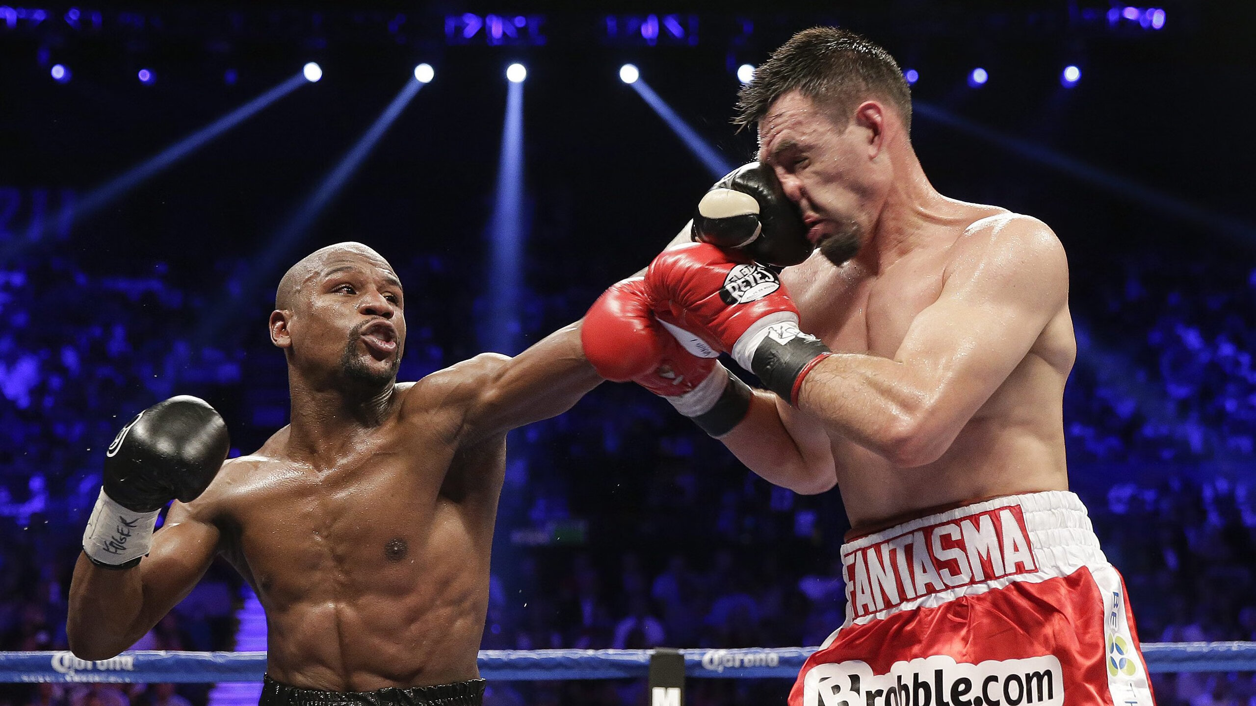 开云官网-《堡垒之夜》“未来新世界”创意盛典,引爆全场!